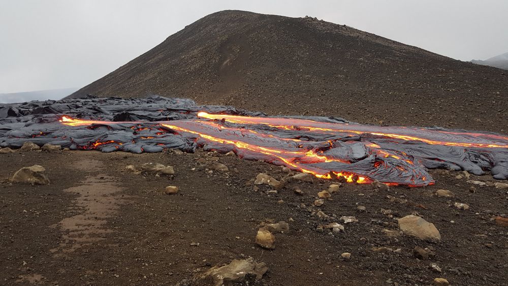 Änderung des Weges zum Vulkan, nachdem die Straße nach Gónhóll gesperrt ist