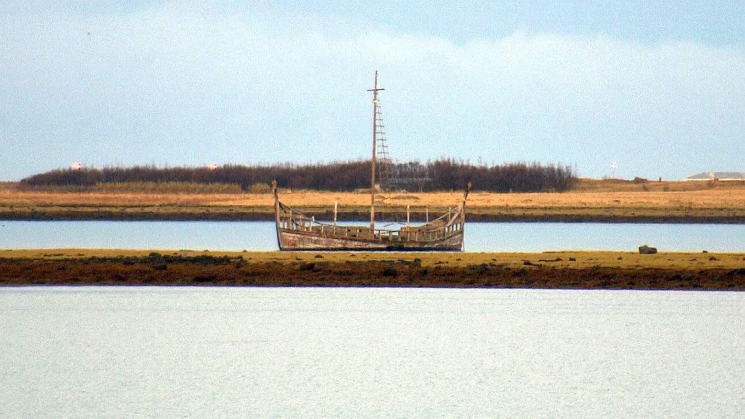 Mysterious abandoned Viking boat in Bessastaðir