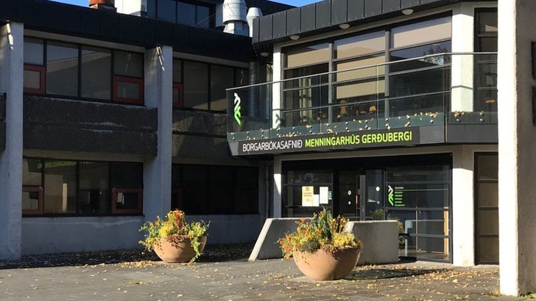 Die Polnische Schulbibliothek hat einen neuen Platz