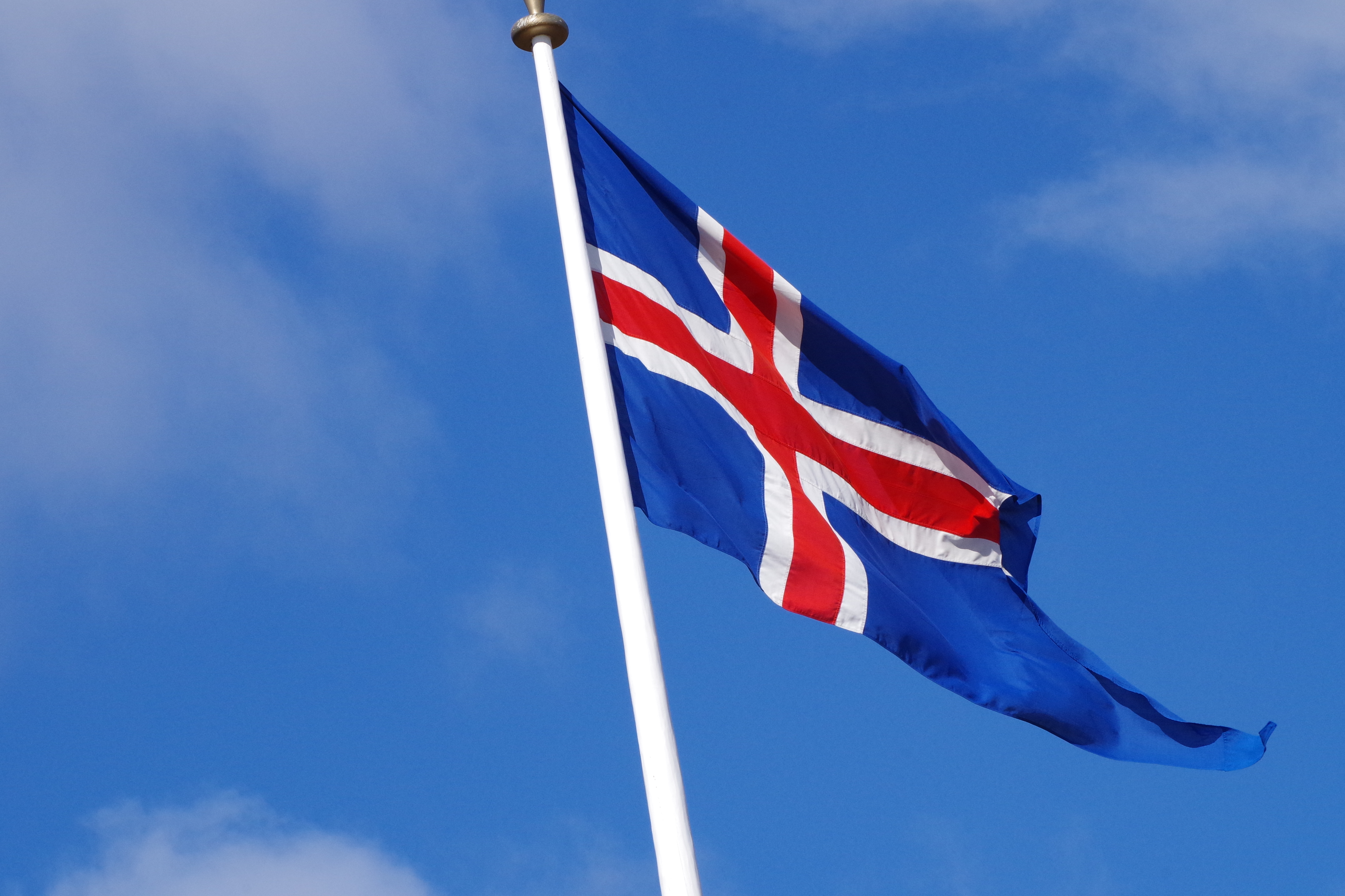 Trump rozważał usunięcie Norwegii i Islandii z NATO